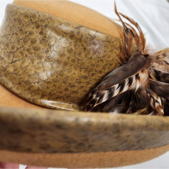 Vtg. Whittall & Shon Wool Felt & Feather Tan Large Hat main image 4